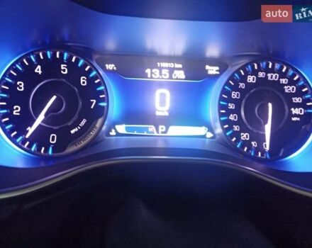 Червоний Крайслер 200, об'ємом двигуна 3.6 л та пробігом 118 тис. км за 10900 $, фото 16 на Automoto.ua