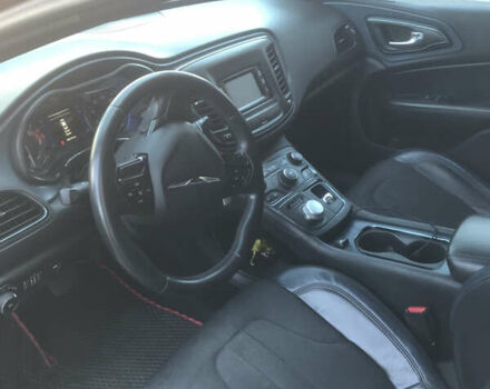 Красный Крайслер 200, объемом двигателя 2.4 л и пробегом 200 тыс. км за 9000 $, фото 33 на Automoto.ua