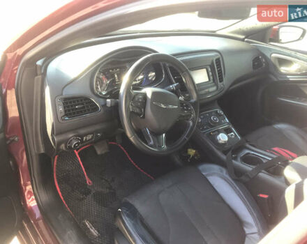 Красный Крайслер 200, объемом двигателя 2.4 л и пробегом 200 тыс. км за 9000 $, фото 11 на Automoto.ua