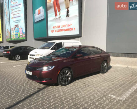 Красный Крайслер 200, объемом двигателя 2.4 л и пробегом 200 тыс. км за 9000 $, фото 5 на Automoto.ua