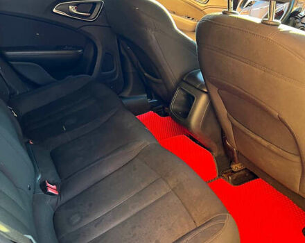 Красный Крайслер 200, объемом двигателя 2.36 л и пробегом 175 тыс. км за 7500 $, фото 10 на Automoto.ua