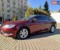 Красный Крайслер 200, объемом двигателя 2.4 л и пробегом 145 тыс. км за 9100 $, фото 1 на Automoto.ua