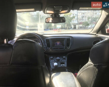 Красный Крайслер 200, объемом двигателя 2.4 л и пробегом 200 тыс. км за 9000 $, фото 16 на Automoto.ua