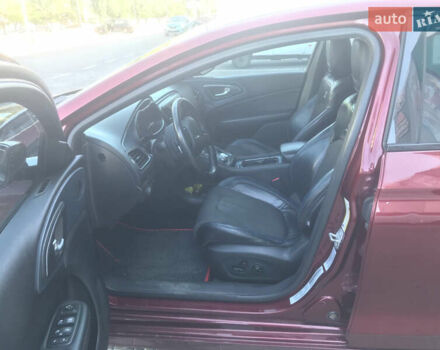 Красный Крайслер 200, объемом двигателя 2.4 л и пробегом 200 тыс. км за 9000 $, фото 30 на Automoto.ua