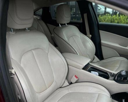 Красный Крайслер 200, объемом двигателя 3.6 л и пробегом 208 тыс. км за 13200 $, фото 17 на Automoto.ua