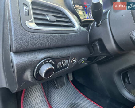 Червоний Крайслер 200, об'ємом двигуна 2.36 л та пробігом 185 тис. км за 10950 $, фото 45 на Automoto.ua