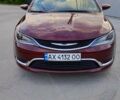 Красный Крайслер 200, объемом двигателя 2.36 л и пробегом 150 тыс. км за 8900 $, фото 3 на Automoto.ua