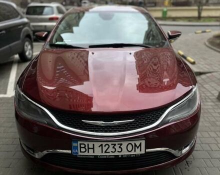 Красный Крайслер 200, объемом двигателя 2.36 л и пробегом 166 тыс. км за 11500 $, фото 16 на Automoto.ua