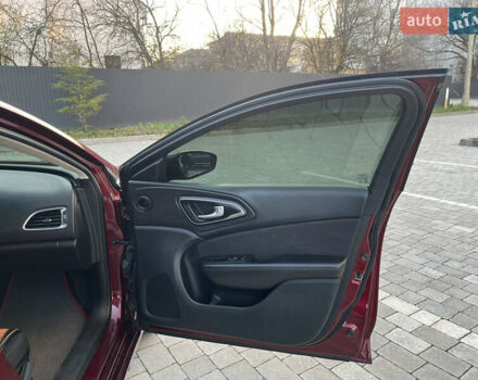 Червоний Крайслер 200, об'ємом двигуна 2.36 л та пробігом 185 тис. км за 10950 $, фото 57 на Automoto.ua