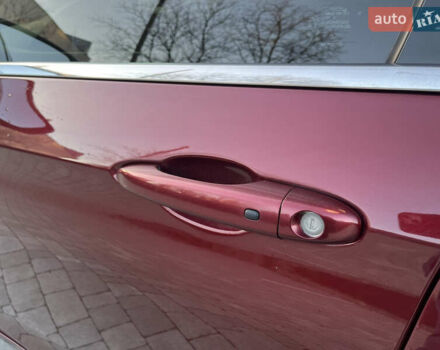 Червоний Крайслер 200, об'ємом двигуна 2.36 л та пробігом 185 тис. км за 10950 $, фото 8 на Automoto.ua