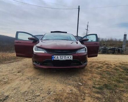 Красный Крайслер 200, объемом двигателя 3.61 л и пробегом 210 тыс. км за 13000 $, фото 4 на Automoto.ua