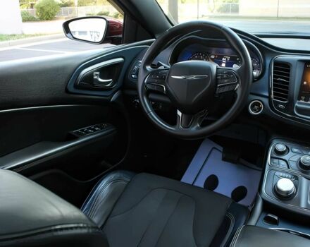 Червоний Крайслер 200, об'ємом двигуна 3.6 л та пробігом 73 тис. км за 4400 $, фото 10 на Automoto.ua