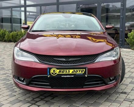 Красный Крайслер 200, объемом двигателя 3.6 л и пробегом 208 тыс. км за 13200 $, фото 1 на Automoto.ua