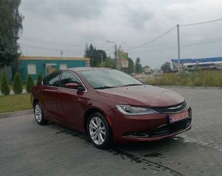Красный Крайслер 200, объемом двигателя 2.4 л и пробегом 198 тыс. км за 8300 $, фото 1 на Automoto.ua