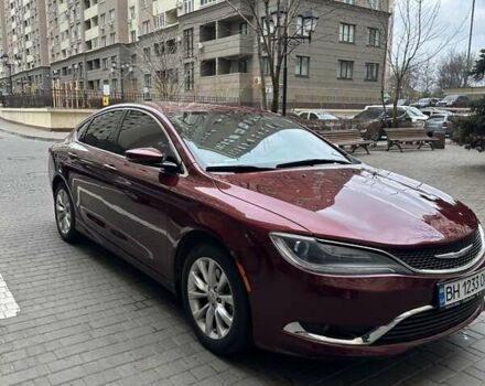 Красный Крайслер 200, объемом двигателя 2.36 л и пробегом 166 тыс. км за 11500 $, фото 1 на Automoto.ua