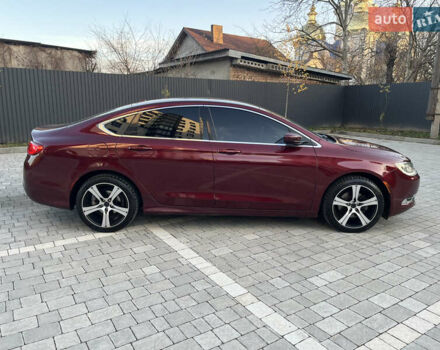 Червоний Крайслер 200, об'ємом двигуна 2.36 л та пробігом 185 тис. км за 10950 $, фото 7 на Automoto.ua