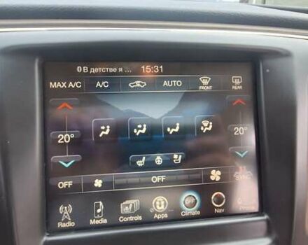 Красный Крайслер 200, объемом двигателя 3.61 л и пробегом 210 тыс. км за 13000 $, фото 2 на Automoto.ua