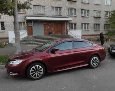 Красный Крайслер 200, объемом двигателя 2.36 л и пробегом 168 тыс. км за 12270 $, фото 4 на Automoto.ua