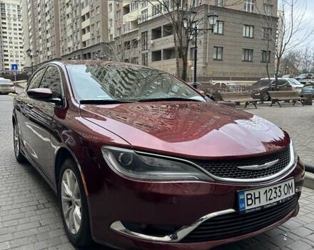 Красный Крайслер 200, объемом двигателя 2.36 л и пробегом 166 тыс. км за 11500 $, фото 2 на Automoto.ua