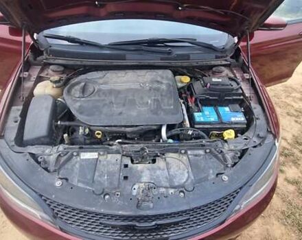 Красный Крайслер 200, объемом двигателя 3.61 л и пробегом 210 тыс. км за 13000 $, фото 12 на Automoto.ua