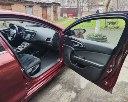 Червоний Крайслер 200, об'ємом двигуна 2.4 л та пробігом 247 тис. км за 10500 $, фото 8 на Automoto.ua