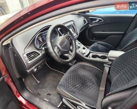 Червоний Крайслер 200, об'ємом двигуна 2.36 л та пробігом 247 тис. км за 10500 $, фото 10 на Automoto.ua