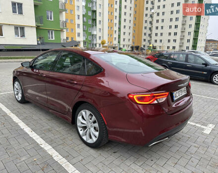 Красный Крайслер 200, объемом двигателя 2.36 л и пробегом 197 тыс. км за 9500 $, фото 12 на Automoto.ua