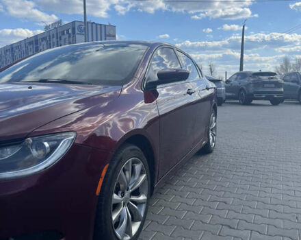 Красный Крайслер 200, объемом двигателя 2.4 л и пробегом 190 тыс. км за 9800 $, фото 9 на Automoto.ua