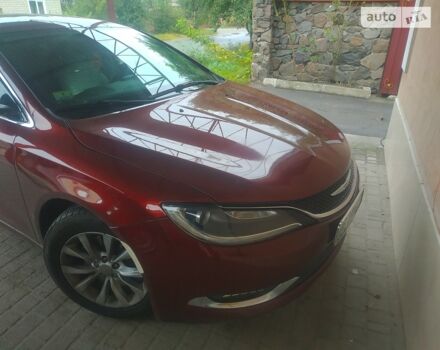 Красный Крайслер 200, объемом двигателя 3.6 л и пробегом 118 тыс. км за 8500 $, фото 1 на Automoto.ua