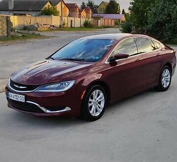 Красный Крайслер 200, объемом двигателя 2.36 л и пробегом 150 тыс. км за 8500 $, фото 1 на Automoto.ua