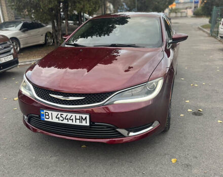 Красный Крайслер 200, объемом двигателя 2.4 л и пробегом 182 тыс. км за 10700 $, фото 1 на Automoto.ua