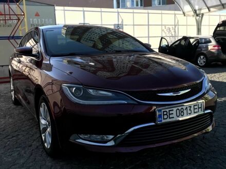 Крайслер 200 2016 в Броварах на Automoto.ua Красный Крайслер 200, объемом двигателя 2.4 л и пробегом 200 тыс. км за 12500 $, фото 1 на Automoto.ua