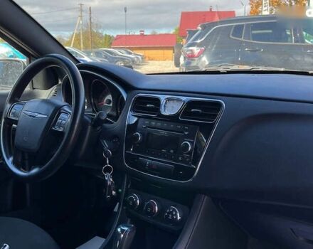 Крайслер 200, об'ємом двигуна 2.4 л та пробігом 145 тис. км за 6999 $, фото 20 на Automoto.ua