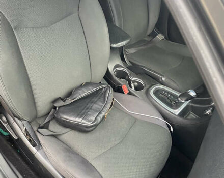 Крайслер 200, объемом двигателя 2.4 л и пробегом 187 тыс. км за 7299 $, фото 17 на Automoto.ua