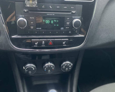 Крайслер 200, объемом двигателя 2.4 л и пробегом 187 тыс. км за 7299 $, фото 21 на Automoto.ua