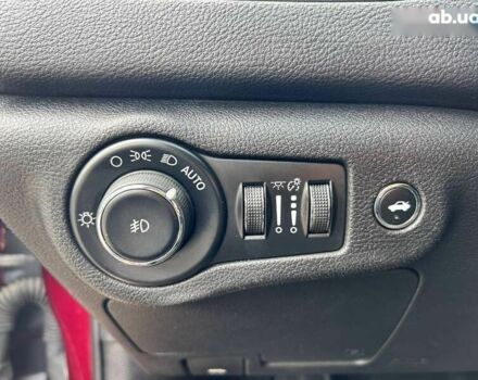 Крайслер 200, об'ємом двигуна 2.4 л та пробігом 96 тис. км за 9400 $, фото 13 на Automoto.ua