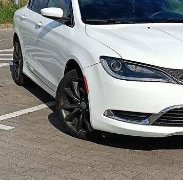 Крайслер 200, объемом двигателя 3.6 л и пробегом 153 тыс. км за 14000 $, фото 1 на Automoto.ua