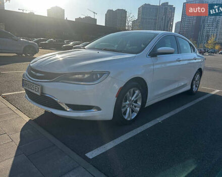Крайслер 200, объемом двигателя 2.4 л и пробегом 151 тыс. км за 10500 $, фото 1 на Automoto.ua