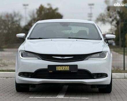 Крайслер 200, об'ємом двигуна 3.6 л та пробігом 204 тис. км за 9900 $, фото 4 на Automoto.ua