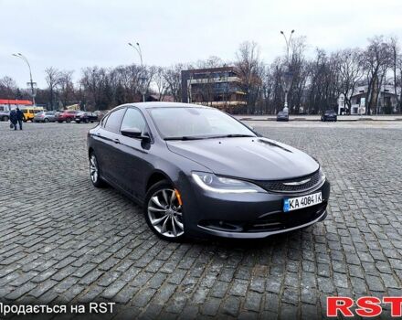 Крайслер 200, объемом двигателя 2.4 л и пробегом 196 тыс. км за 10400 $, фото 1 на Automoto.ua