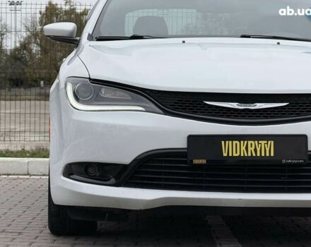 Крайслер 200, об'ємом двигуна 3.6 л та пробігом 204 тис. км за 9900 $, фото 5 на Automoto.ua