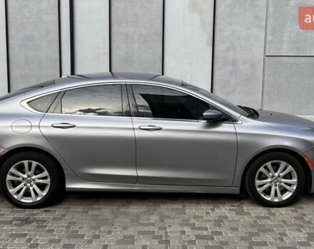 Крайслер 200, объемом двигателя 2.4 л и пробегом 175 тыс. км за 10100 $, фото 20 на Automoto.ua