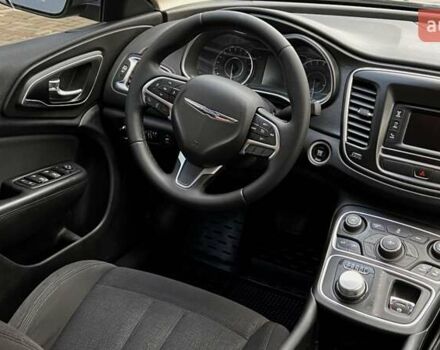 Крайслер 200, объемом двигателя 2.4 л и пробегом 175 тыс. км за 10100 $, фото 29 на Automoto.ua