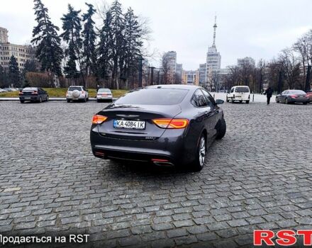 Крайслер 200, объемом двигателя 2.4 л и пробегом 196 тыс. км за 10400 $, фото 2 на Automoto.ua