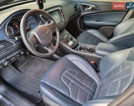 Крайслер 200, об'ємом двигуна 3.6 л та пробігом 74 тис. км за 16200 $, фото 5 на Automoto.ua
