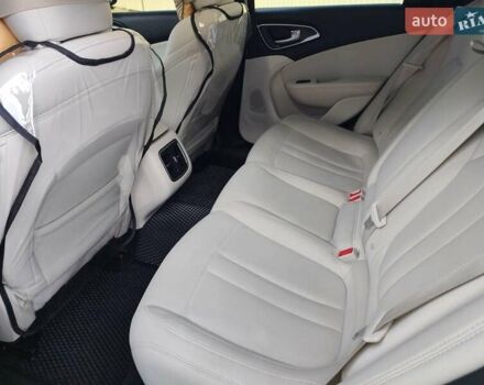 Крайслер 200, объемом двигателя 2.4 л и пробегом 117 тыс. км за 8500 $, фото 13 на Automoto.ua