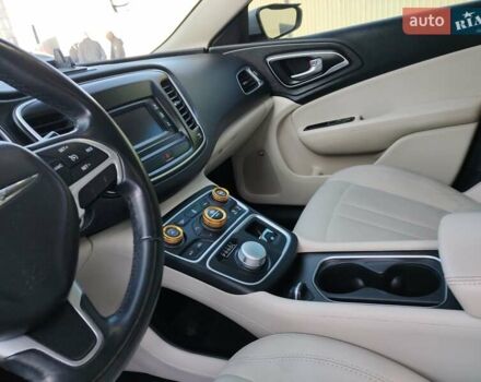 Крайслер 200, объемом двигателя 2.4 л и пробегом 117 тыс. км за 8500 $, фото 8 на Automoto.ua