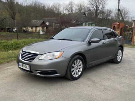 Крайслер 200, объемом двигателя 2.4 л и пробегом 187 тыс. км за 7299 $, фото 1 на Automoto.ua