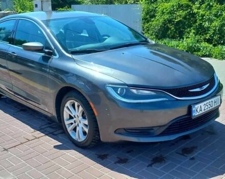 Сірий Крайслер 200, об'ємом двигуна 2.4 л та пробігом 230 тис. км за 8450 $, фото 2 на Automoto.ua