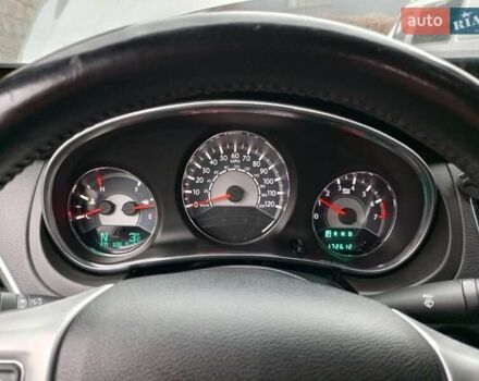 Сірий Крайслер 200, об'ємом двигуна 3.61 л та пробігом 276 тис. км за 6800 $, фото 8 на Automoto.ua
